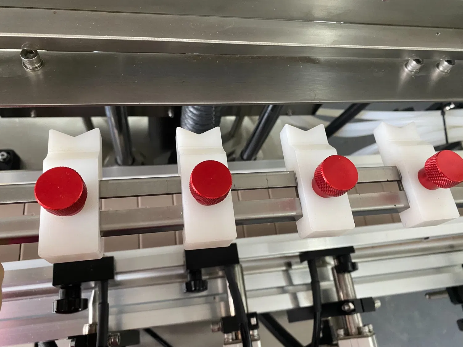 Automatic Cream Liquor Filling Machine for Petroleum Jelly Liquid Detergent Cosmetic Body Lotion